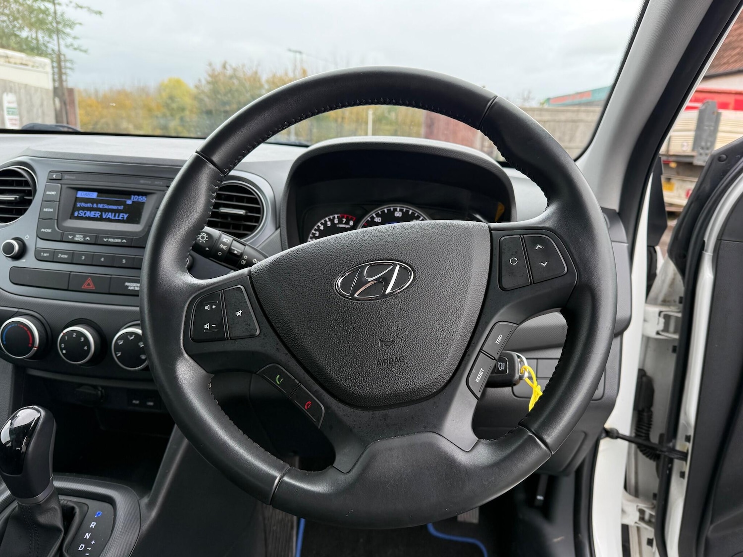 Used Hyundai i10 for sale - 76473398: Photo 12