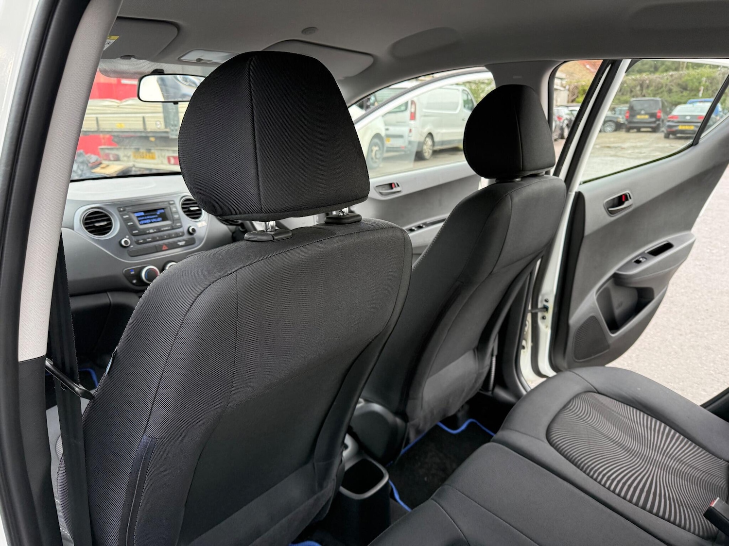 Used Hyundai i10 for sale - 76473398: Photo 17