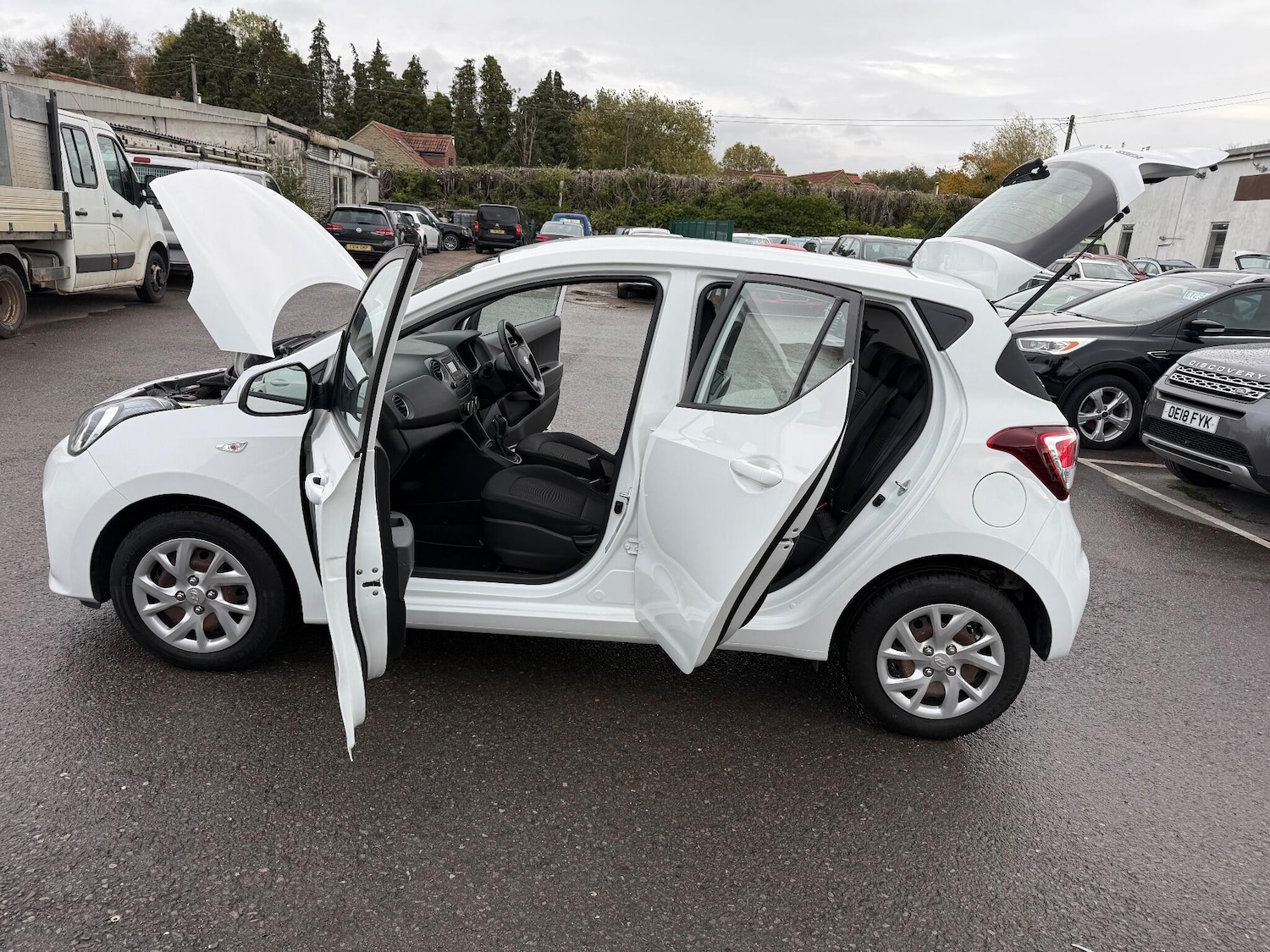 Used Hyundai i10 for sale - 76473398: Photo 26