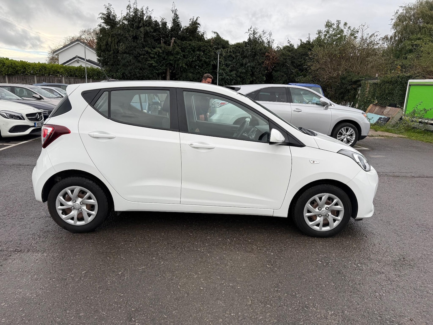 Used Hyundai i10 for sale - 76473398: Photo 7