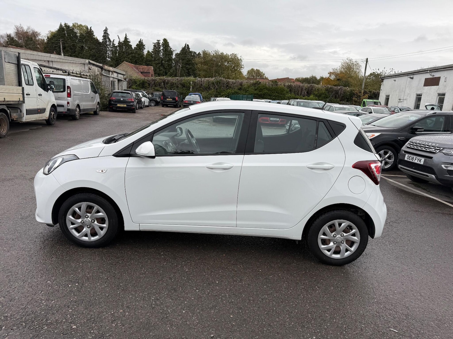 Used Hyundai i10 for sale - 76473398: Photo 8