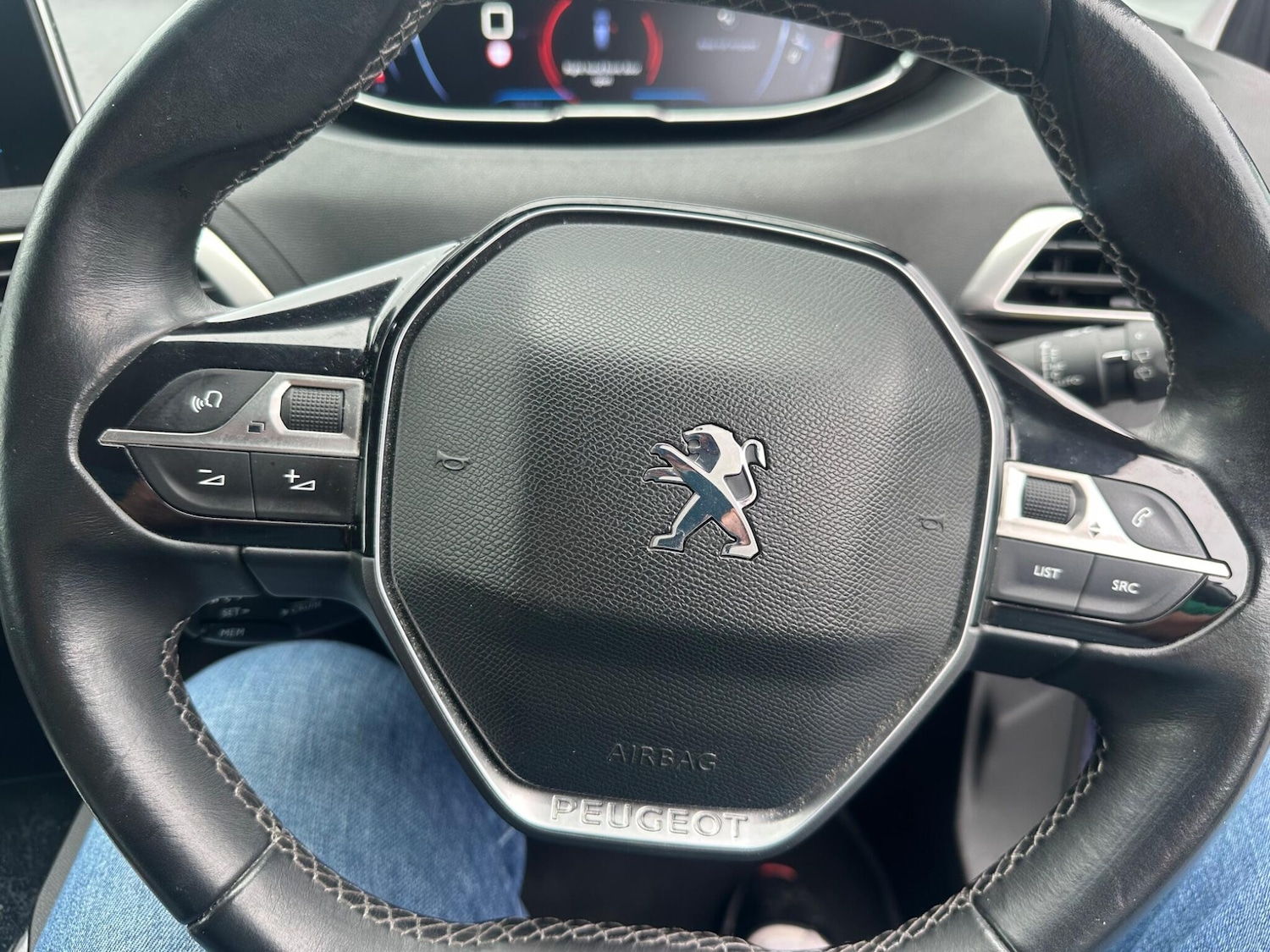 Used Peugeot 3008 2017 for sale - 75990999: Photo 16