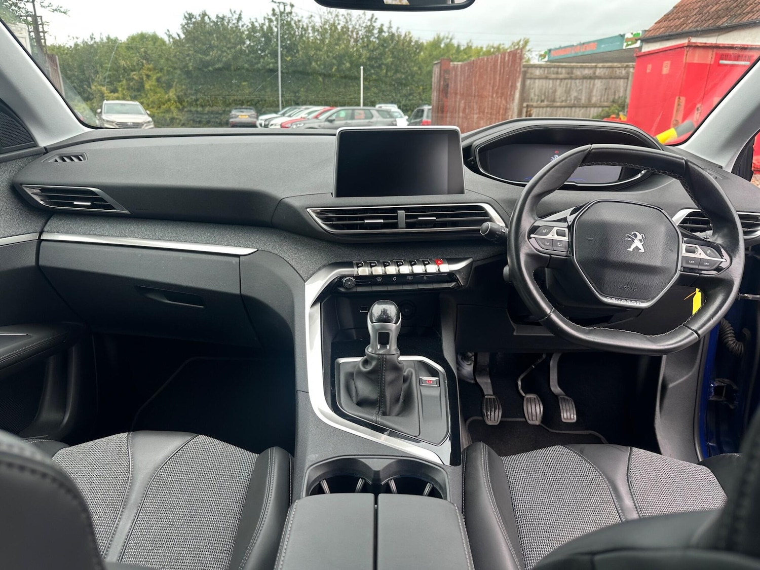 Used Peugeot 3008 2017 for sale - 75990999: Photo 17