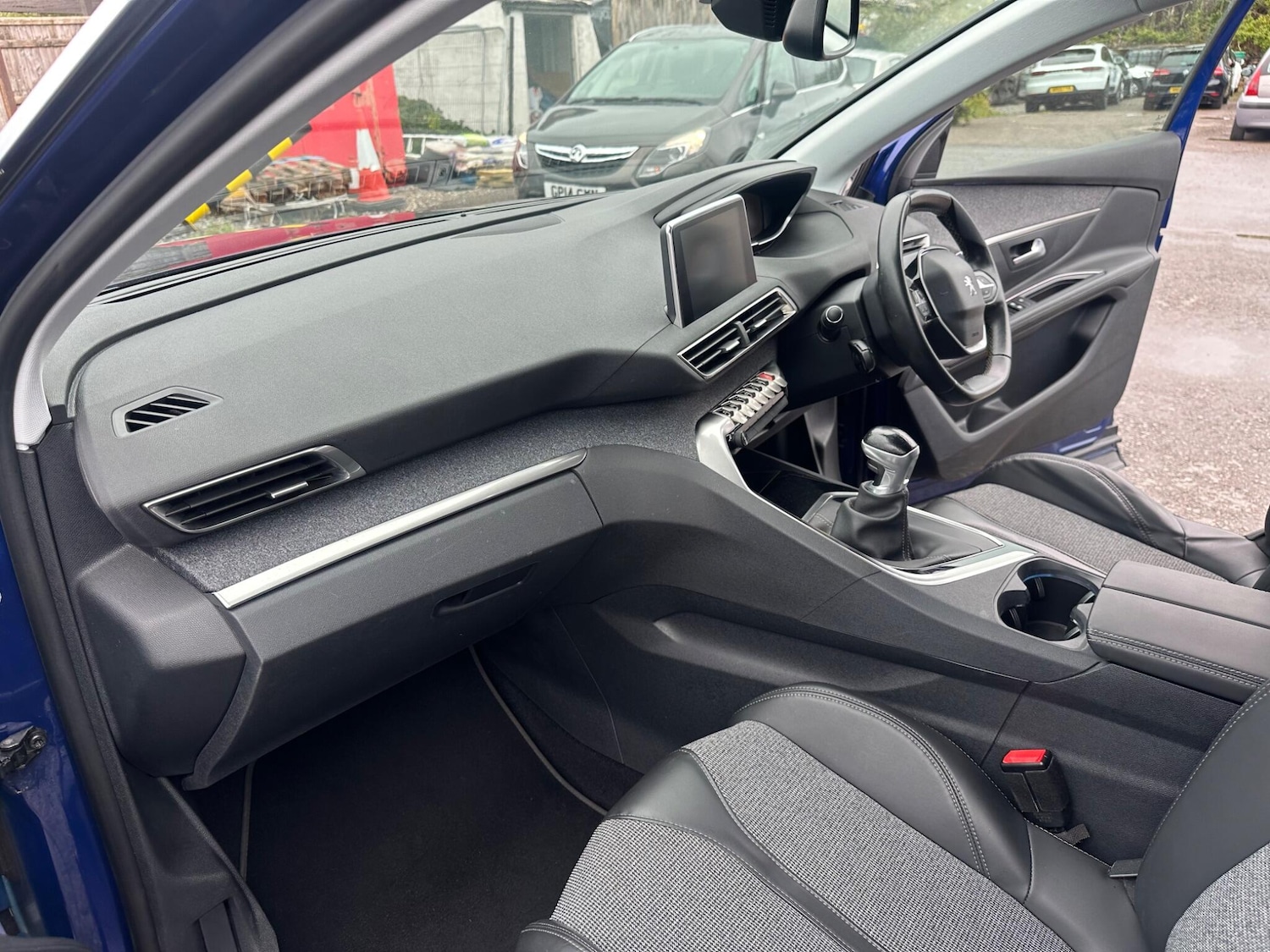 Used Peugeot 3008 2017 for sale - 75990999: Photo 19