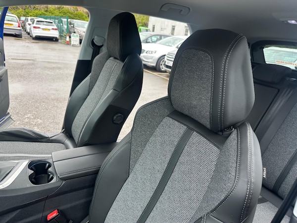 Used Peugeot 3008 2017 for sale - 75990999: Photo 21