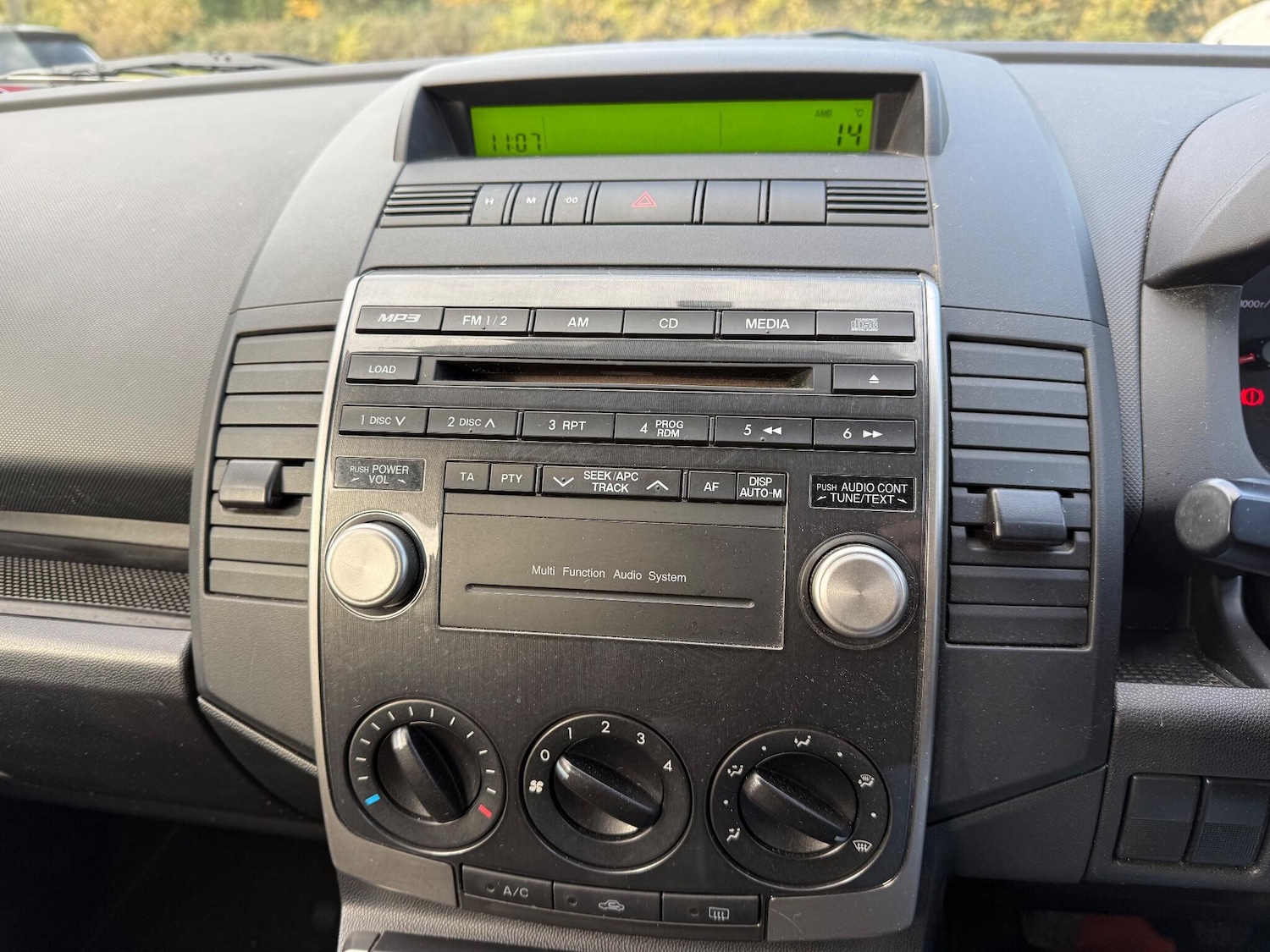 Used Mazda Mazda5 2009 for sale - 76485918: Photo 8