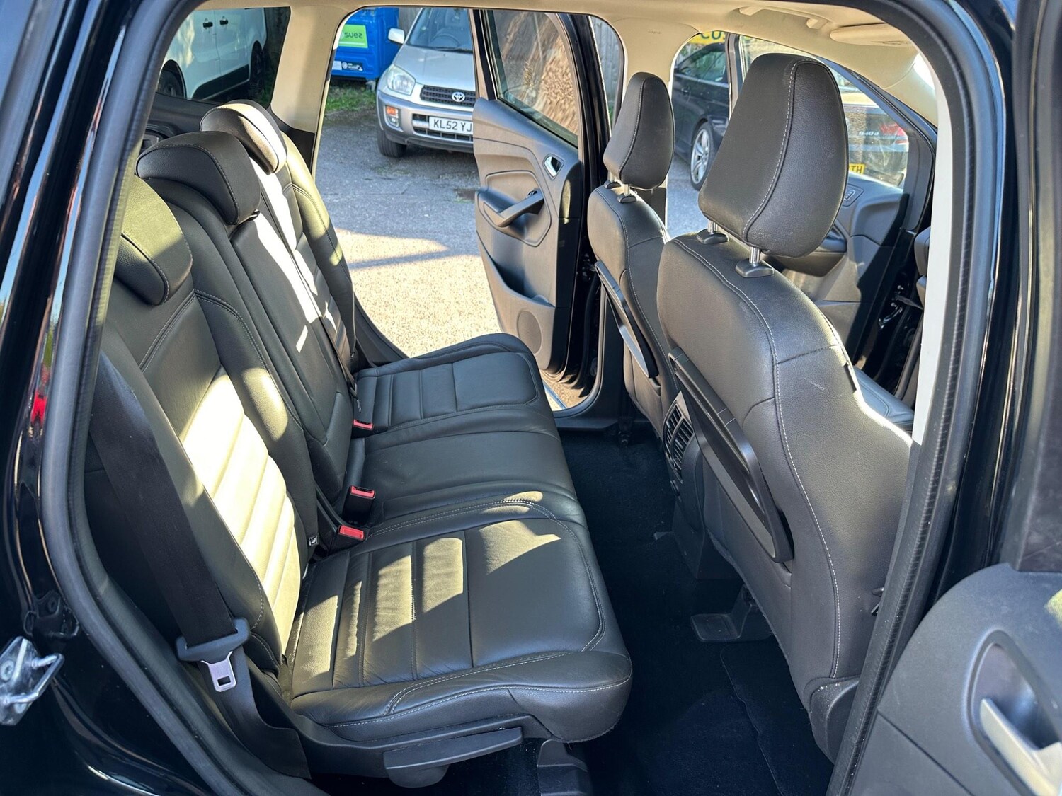 Vehicle 28