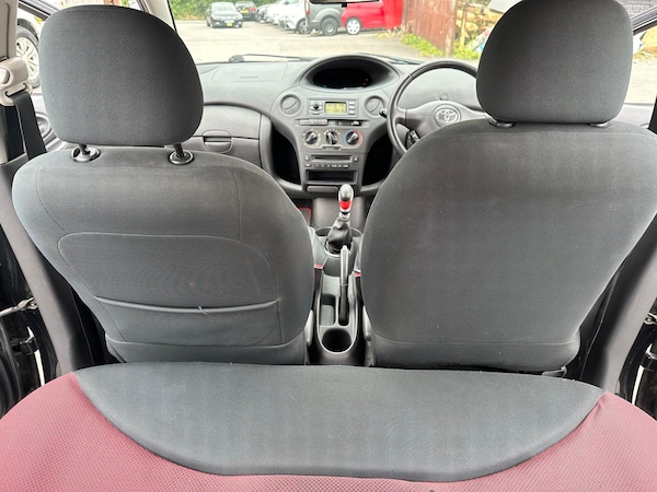 Used Toyota Yaris 2005 for sale - 75319610: Photo 16