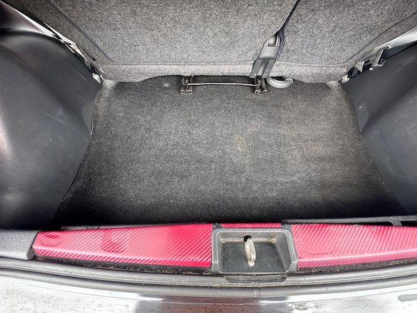 Used Toyota Yaris 2005 for sale - 75319610: Photo 21