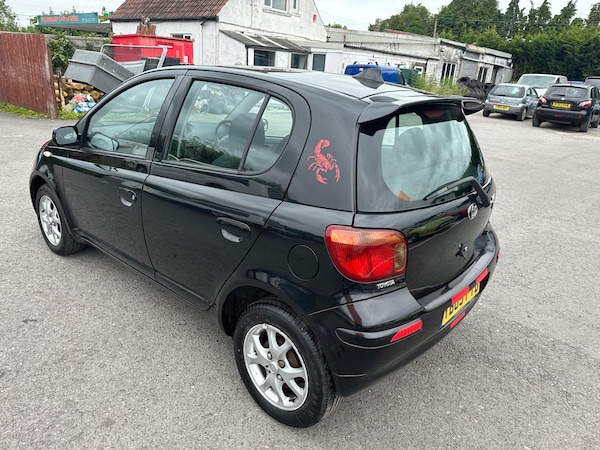 Used Toyota Yaris 2005 for sale - 75319610: Photo 4