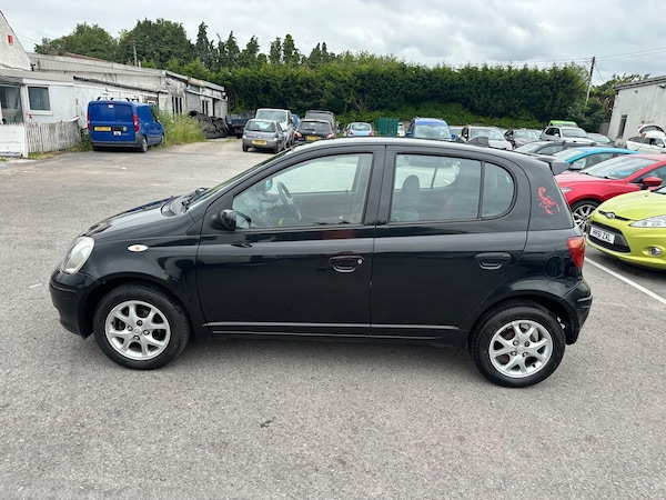 Used Toyota Yaris 2005 for sale - 75319610: Photo 8