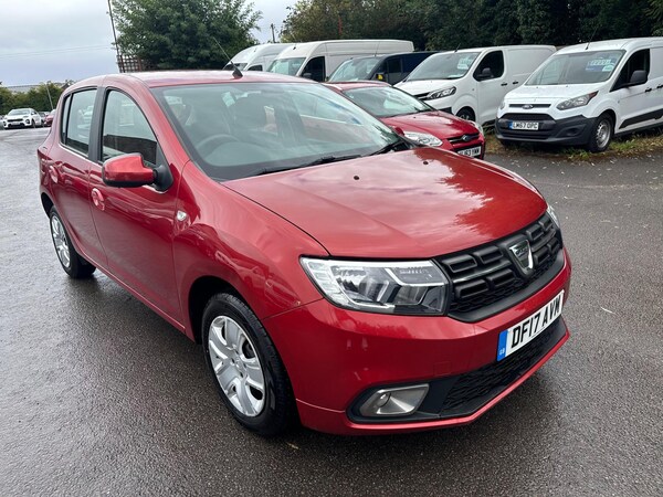 Used Dacia Sandero 2017 for sale - 75258083: Photo 1