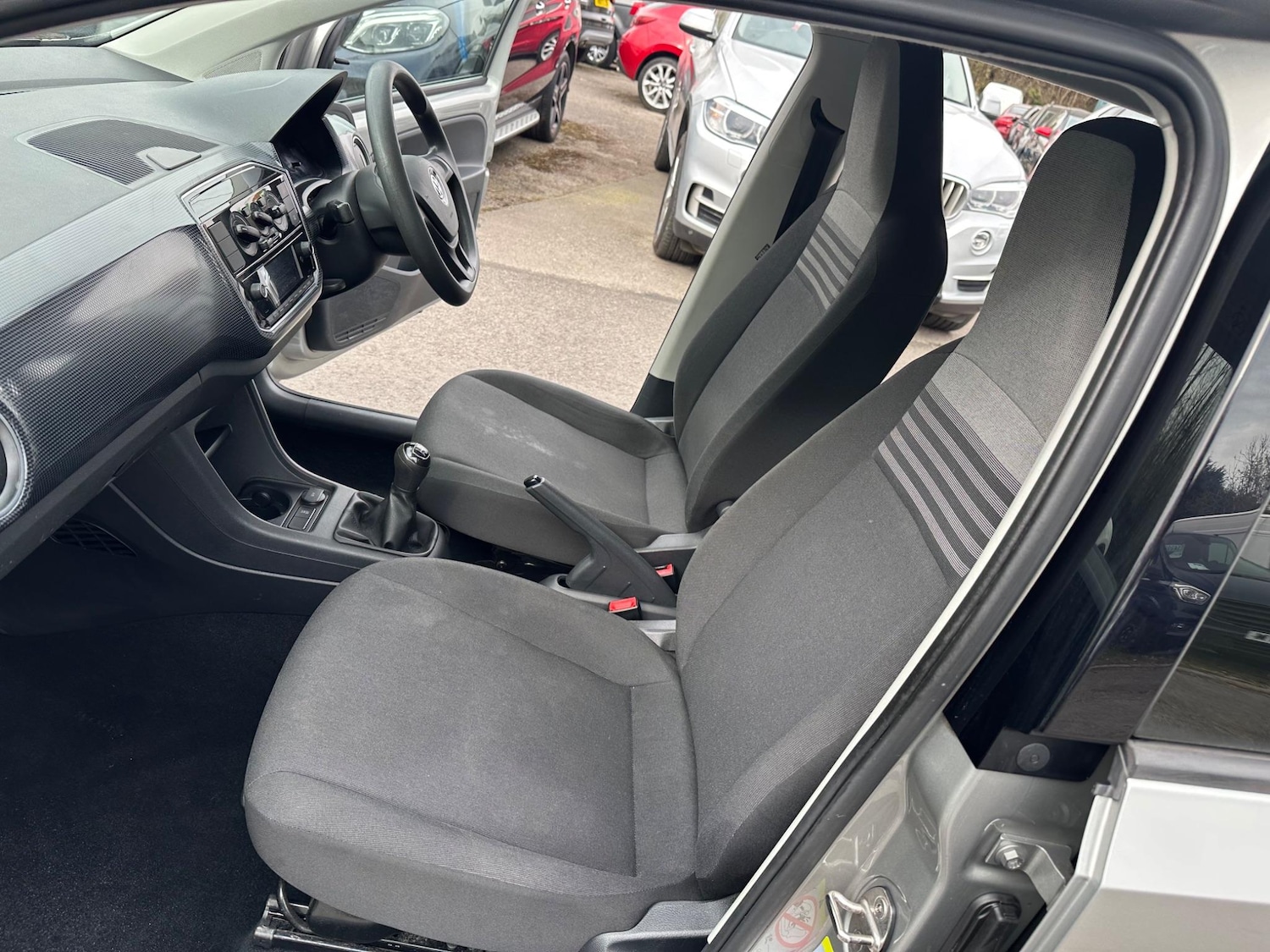 Used Volkswagen up! 2017 for sale - 76645961: Photo 14