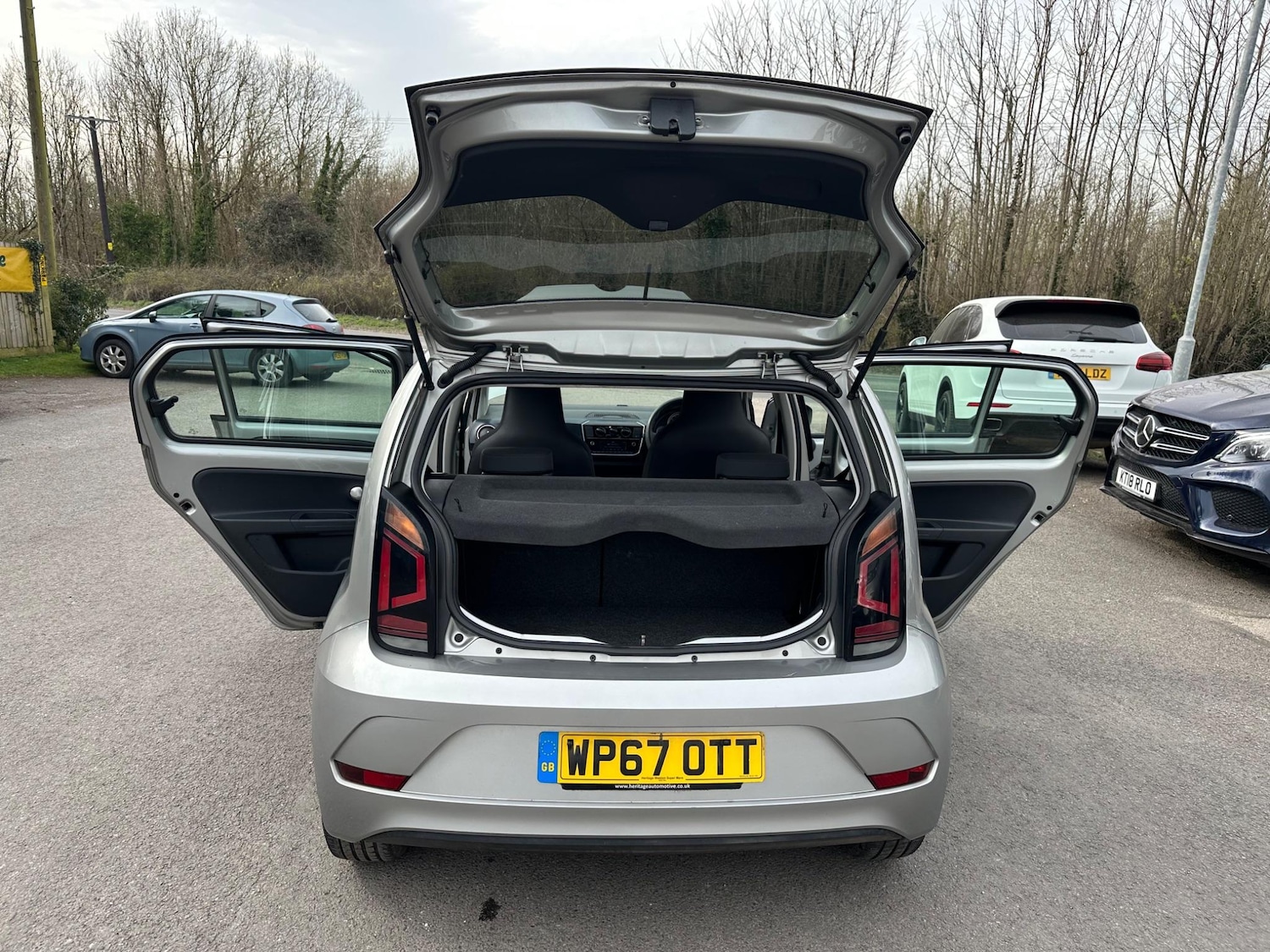 Used Volkswagen up! 2017 for sale - 76645961: Photo 27