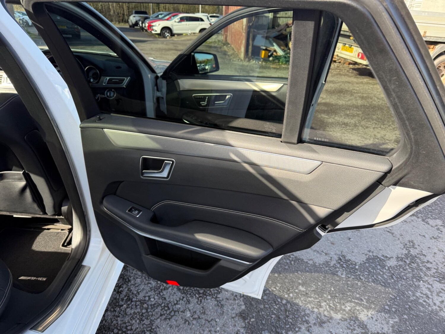 Used Mercedes-Benz E Class 2016 for sale - 77523596: Photo 33