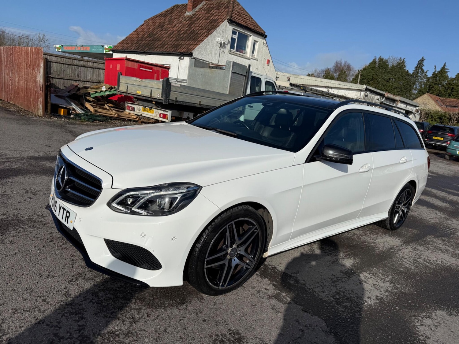 Used Mercedes-Benz E Class 2016 for sale - 77523596: Photo 4