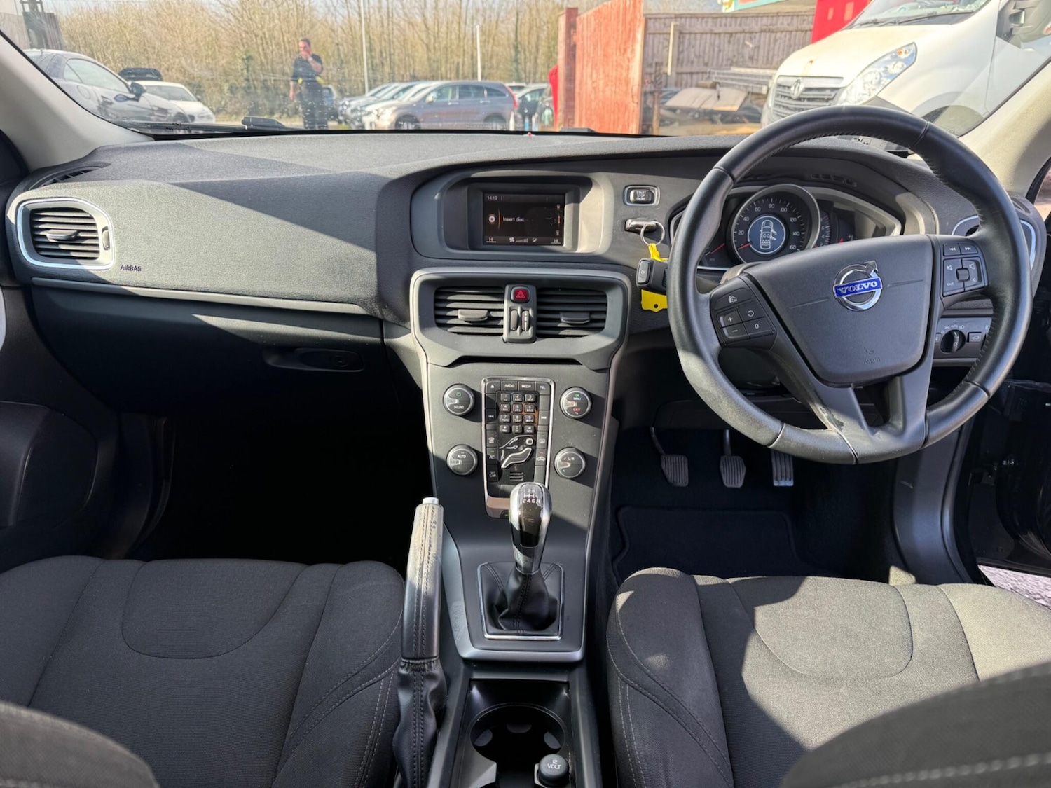 Used Volvo V40 2015 for sale - 77696157: Photo 15