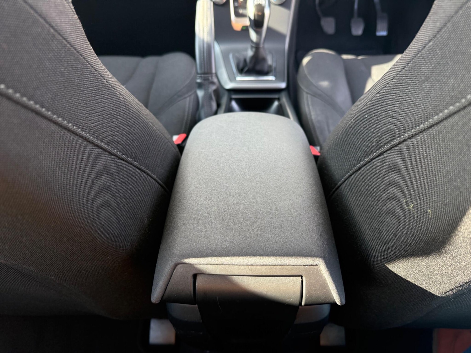 Used Volvo V40 2015 for sale - 77696157: Photo 16