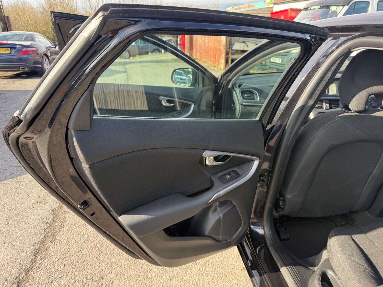 Used Volvo V40 2015 for sale - 77696157: Photo 22