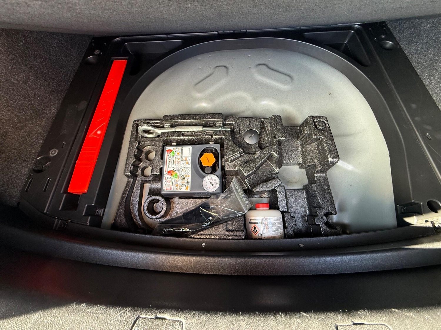 Used Volvo V40 2015 for sale - 77696157: Photo 26