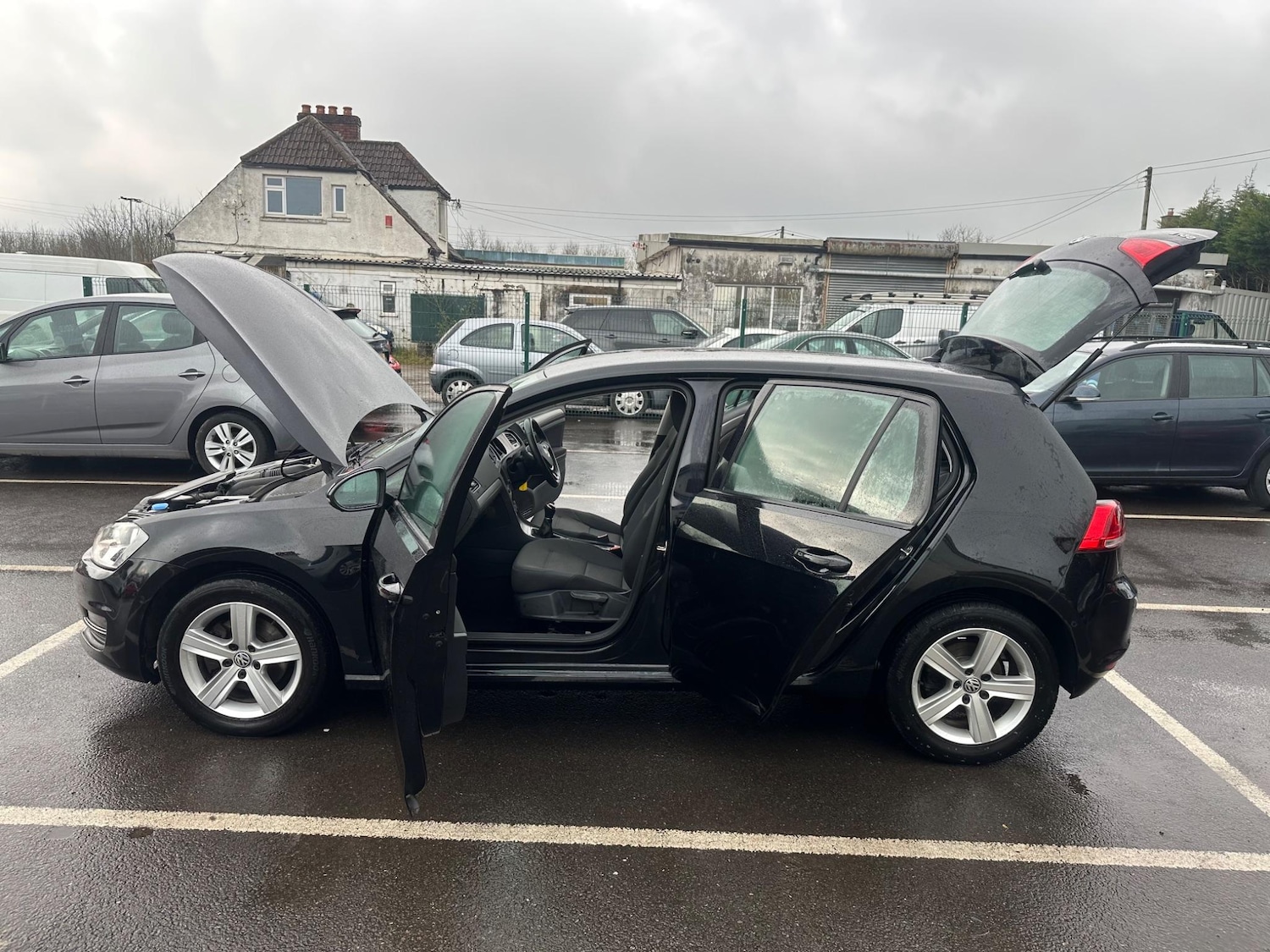 Used Volkswagen Golf 2015 for sale - 76994380: Photo 37