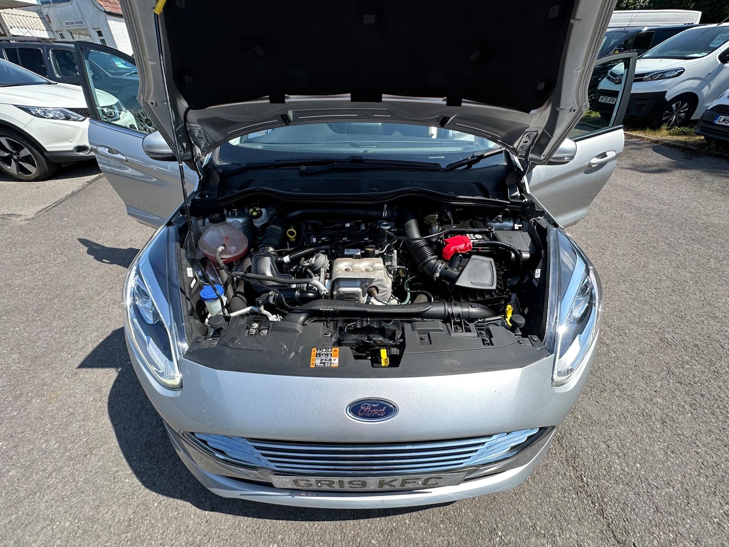 Vehicle 33