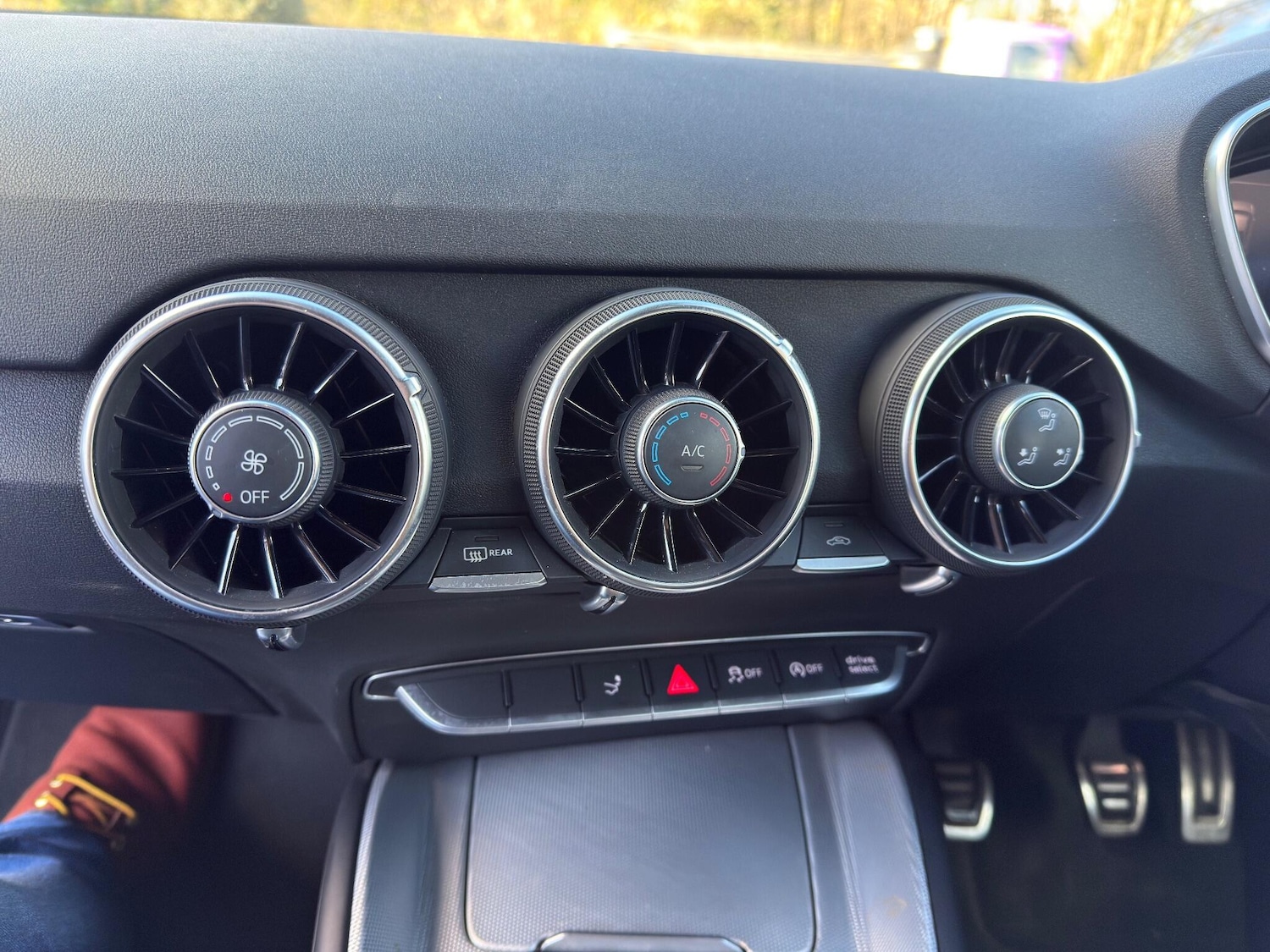 Used Audi TT 2015 for sale - 76632663: Photo 11