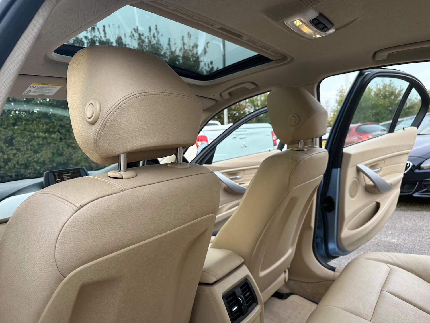 Used BMW 3 Series 2013 for sale - 76993878: Photo 27