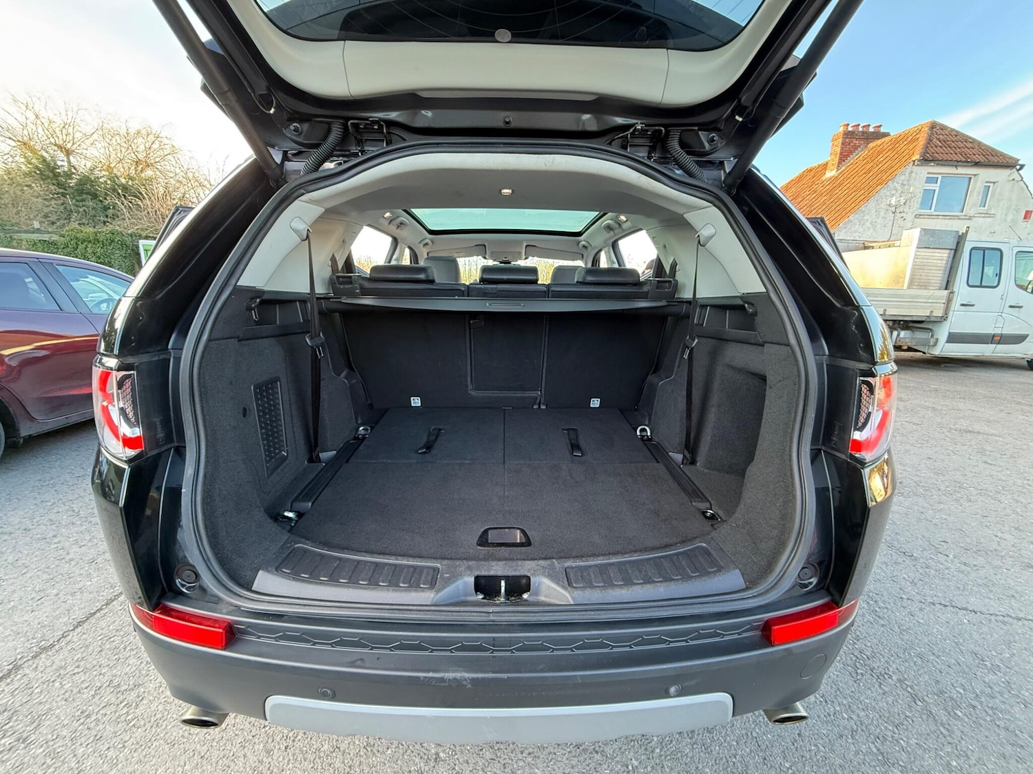 Used Land Rover Discovery Sport 2016 for sale - 77439963: Photo 32