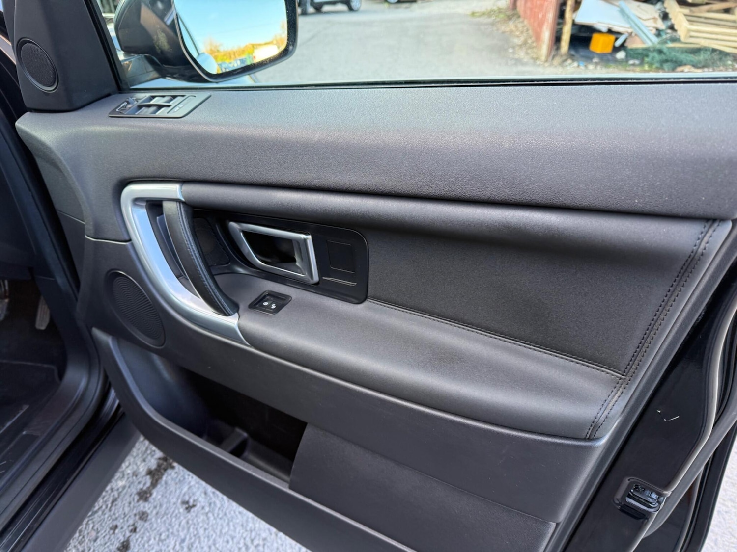 Used Land Rover Discovery Sport 2016 for sale - 77439963: Photo 37