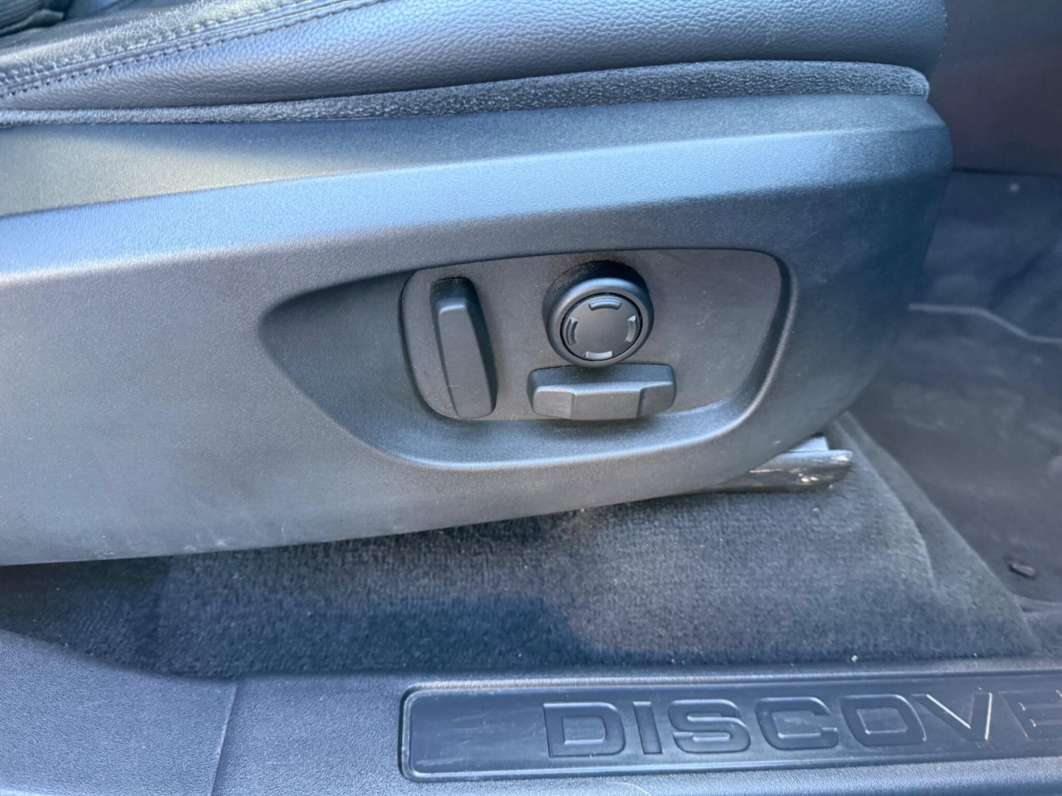 Used Land Rover Discovery Sport 2016 for sale - 77439963: Photo 39