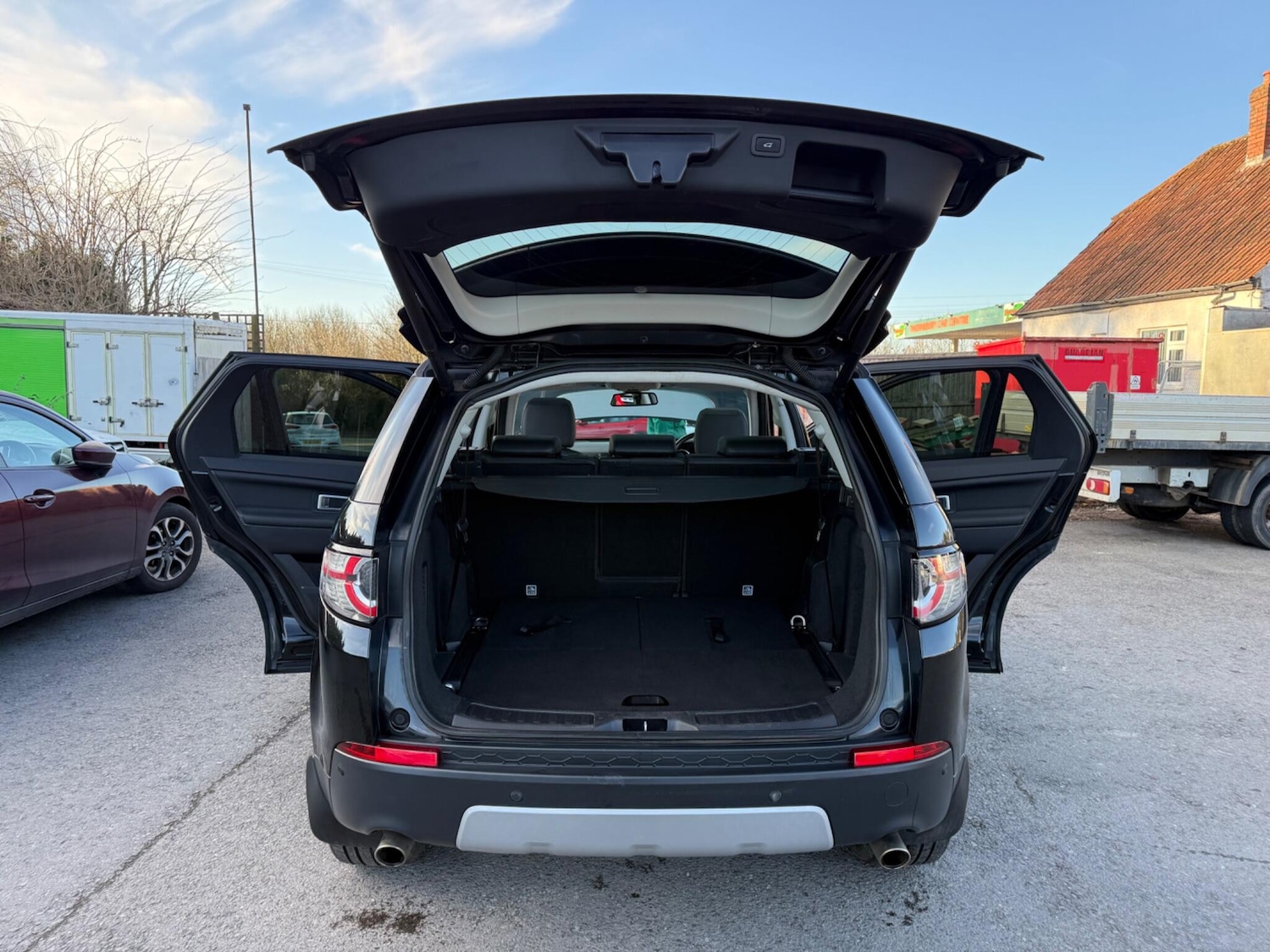 Used Land Rover Discovery Sport 2016 for sale - 77439963: Photo 42