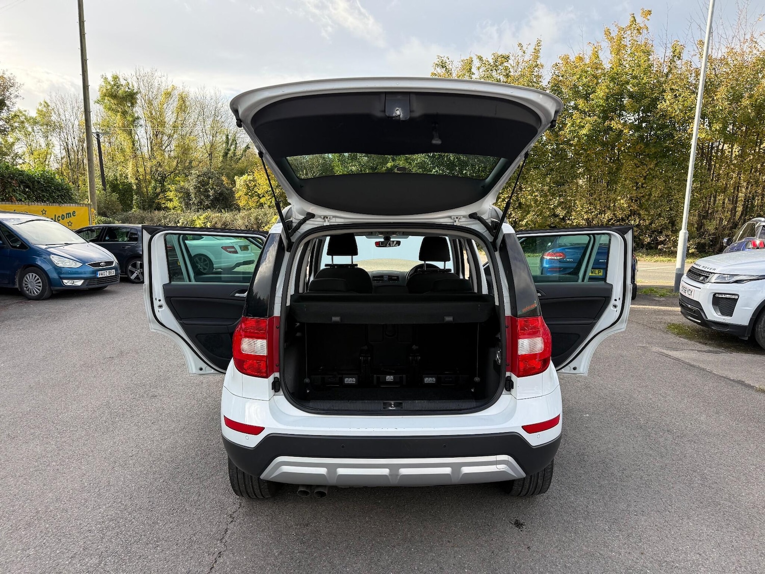 Used Skoda Yeti 2017 for sale - 77242859: Photo 32