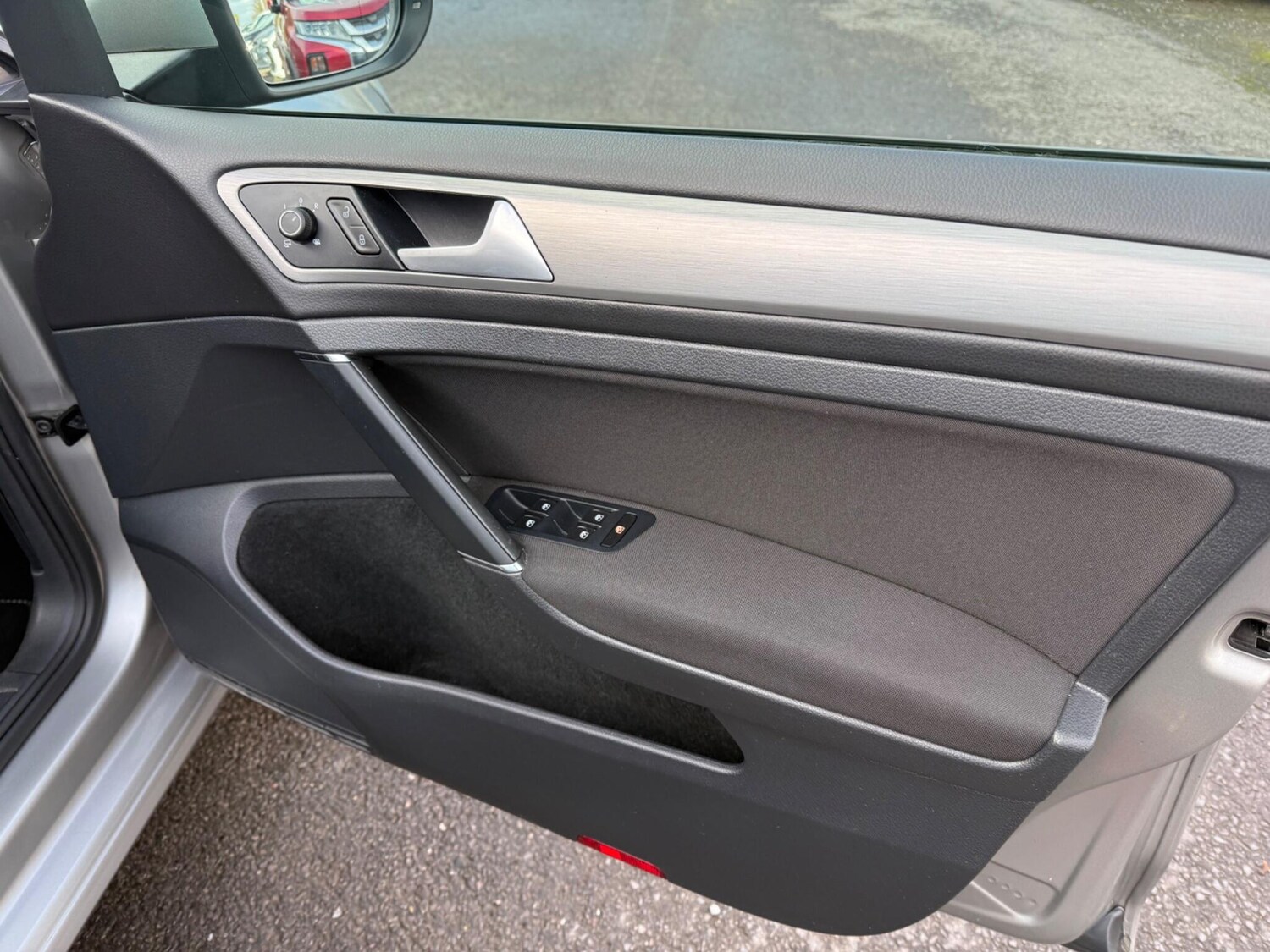 Used Volkswagen Golf 2015 for sale - 77351993: Photo 24