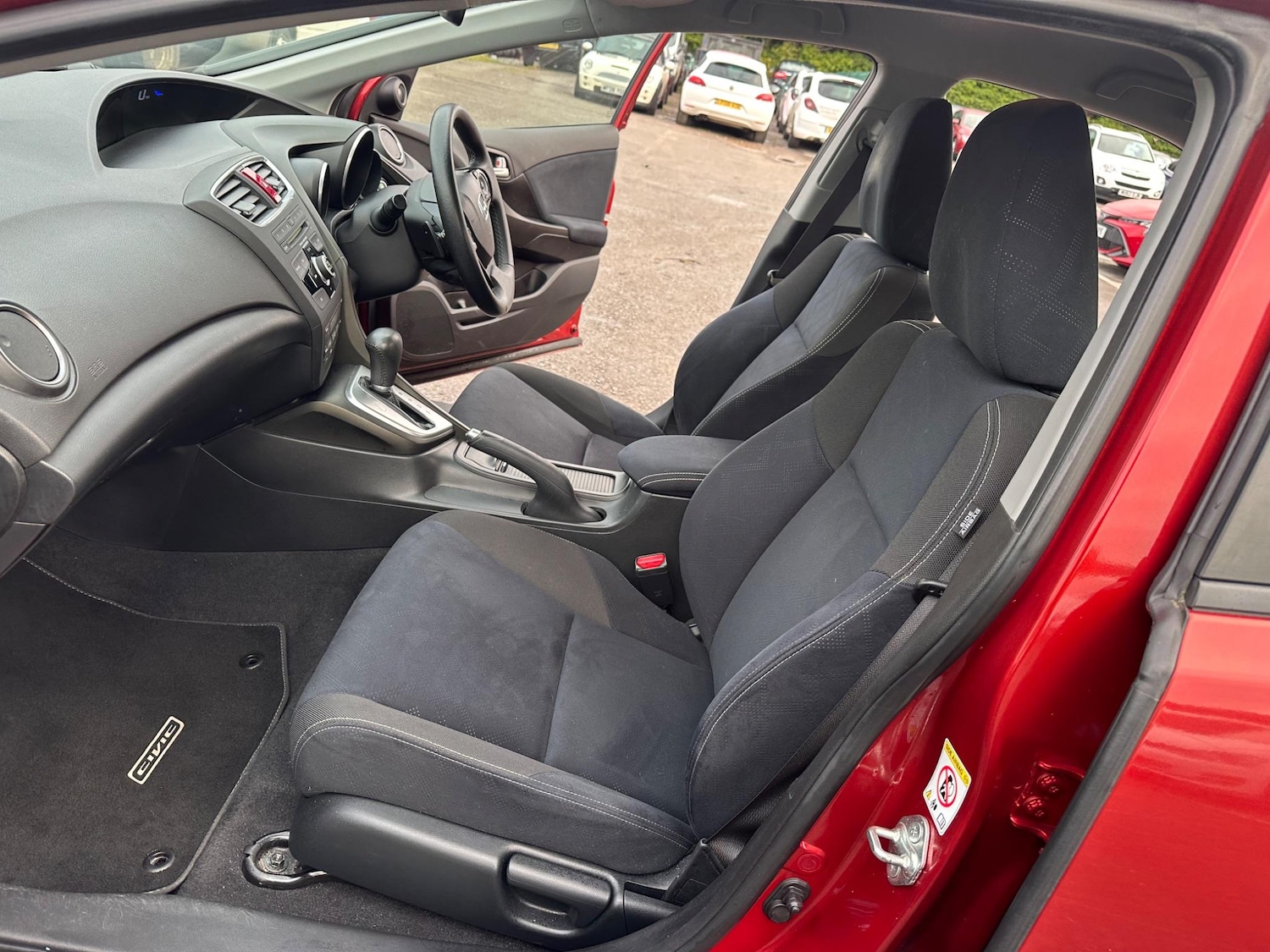 Used Honda Civic 2014 for sale - 76992926: Photo 15