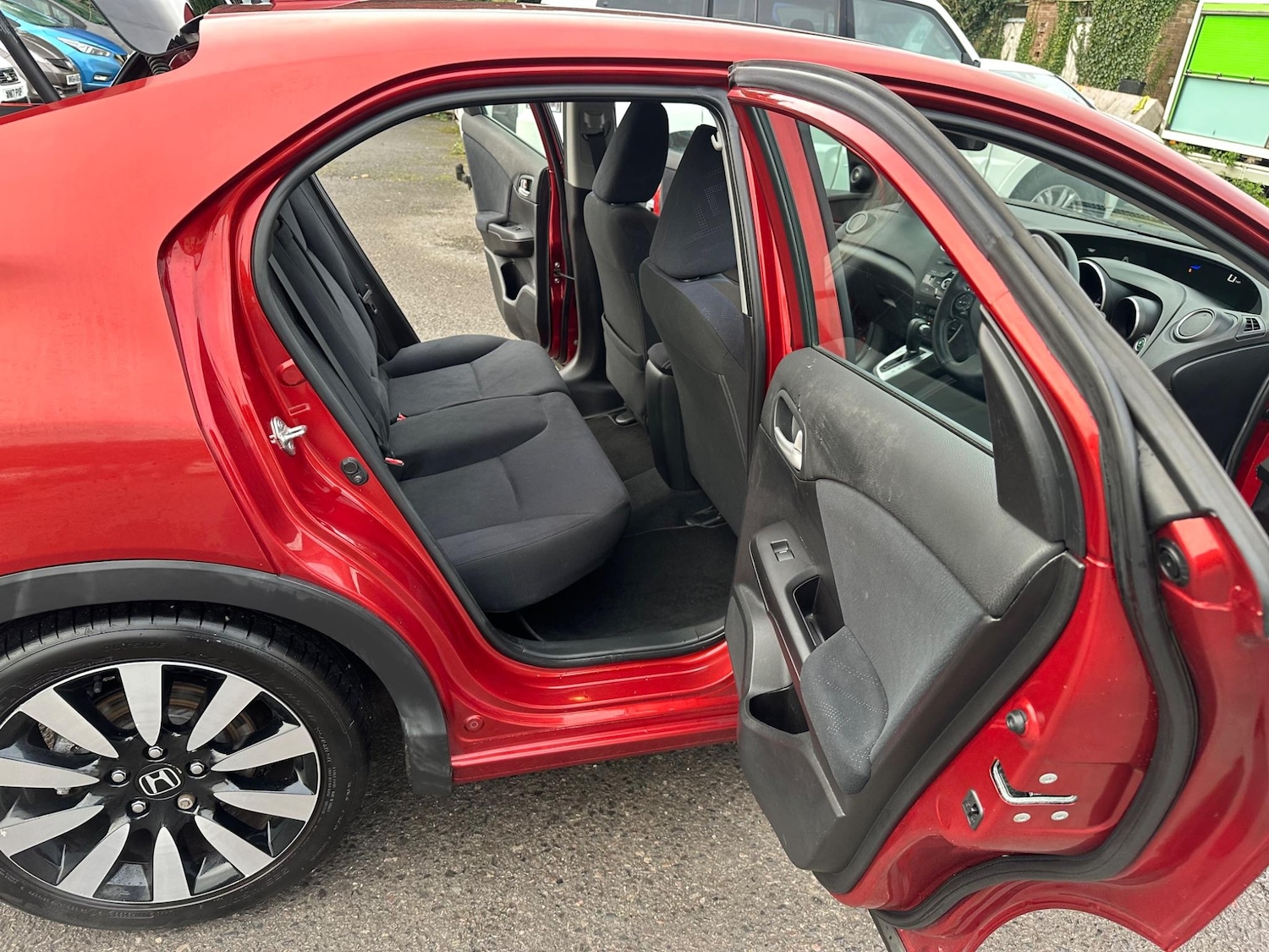 Used Honda Civic 2014 for sale - 76992926: Photo 22