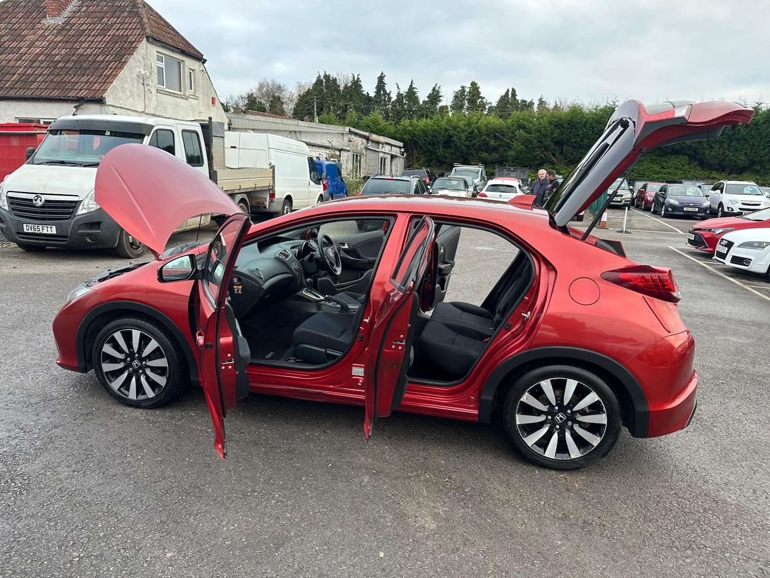 Used Honda Civic 2014 for sale - 76992926: Photo 27