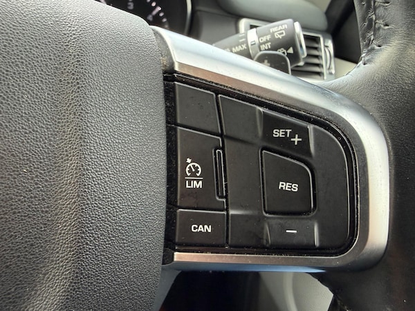 Used Land Rover Discovery Sport 2016 for sale - 76326314: Photo 17