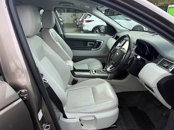 Used Land Rover Discovery Sport 2016 for sale - 76326314: Photo 20