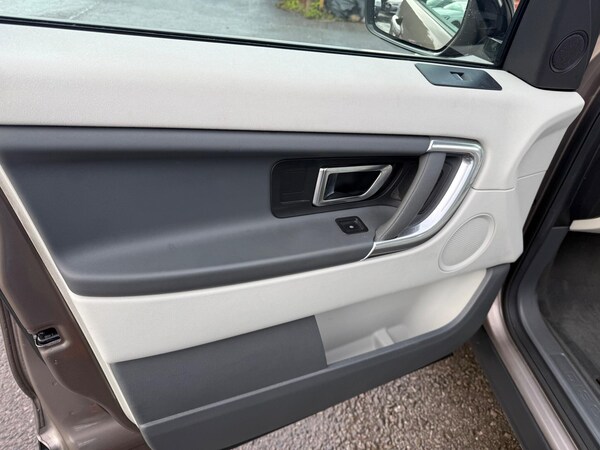 Used Land Rover Discovery Sport 2016 for sale - 76326314: Photo 26
