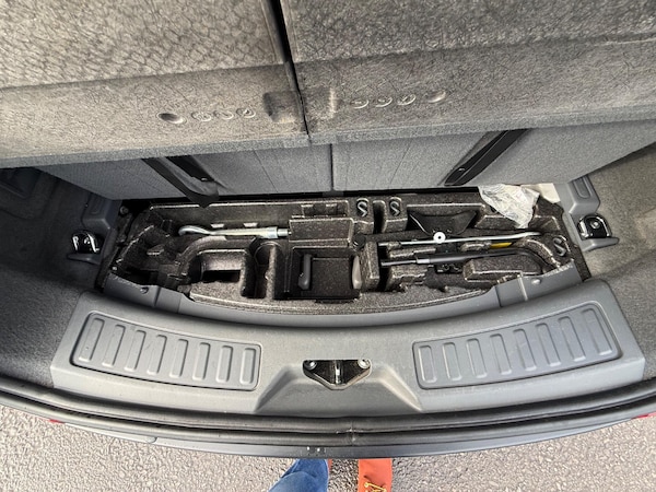 Used Land Rover Discovery Sport 2016 for sale - 76326314: Photo 31