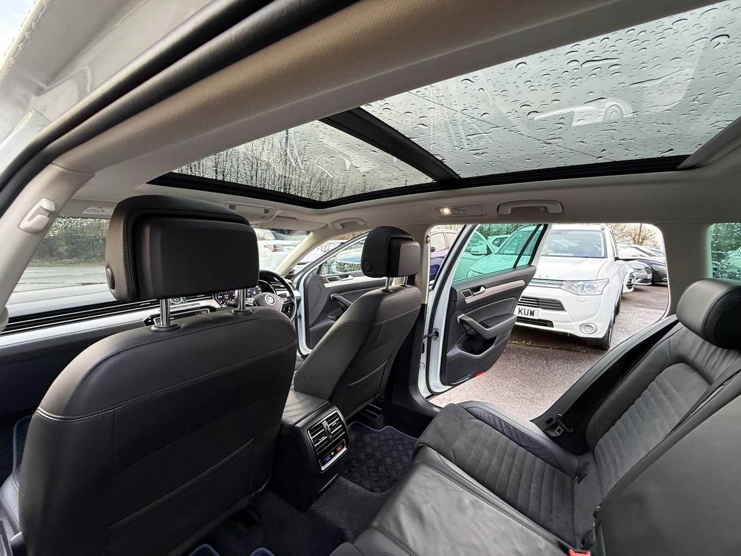 Used Volkswagen Passat 2017 for sale - 77637751: Photo 24