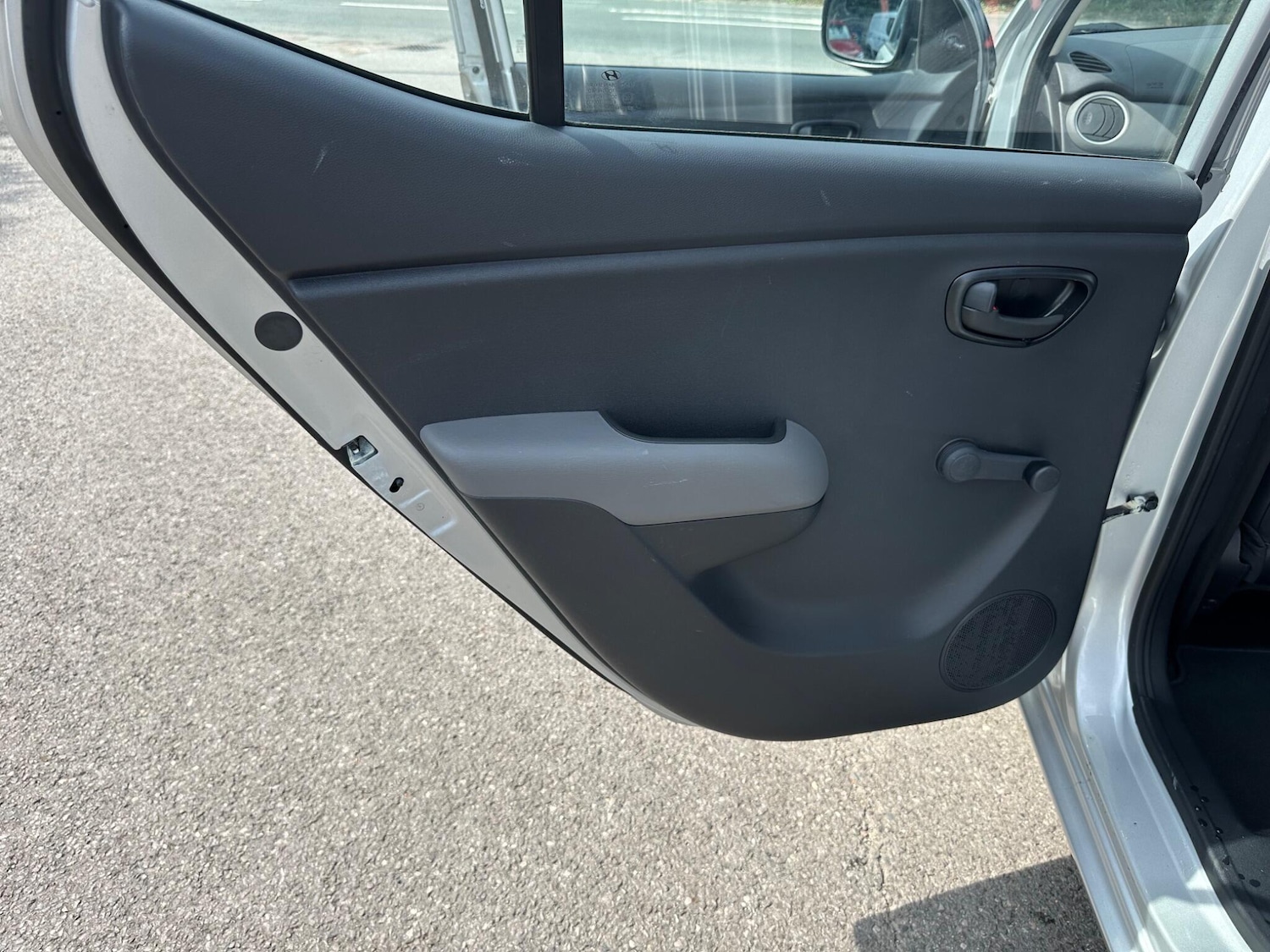 Used Hyundai i10 2009 for sale - 76667218: Photo 24