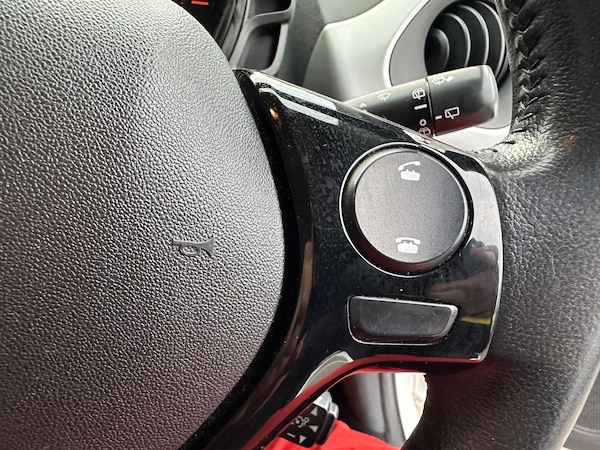 Used Peugeot 108 2015 for sale - 76307851: Photo 16