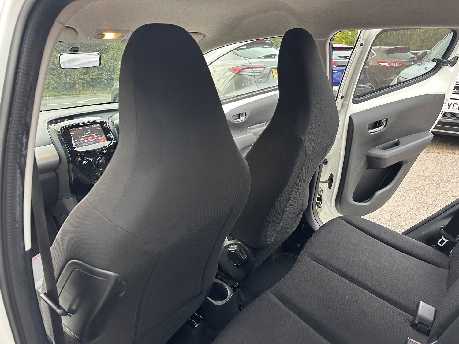 Used Peugeot 108 2015 for sale - 76307851: Photo 21