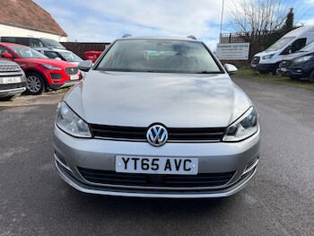 Used Volkswagen Golf 2015 for sale - 77510917: Photo