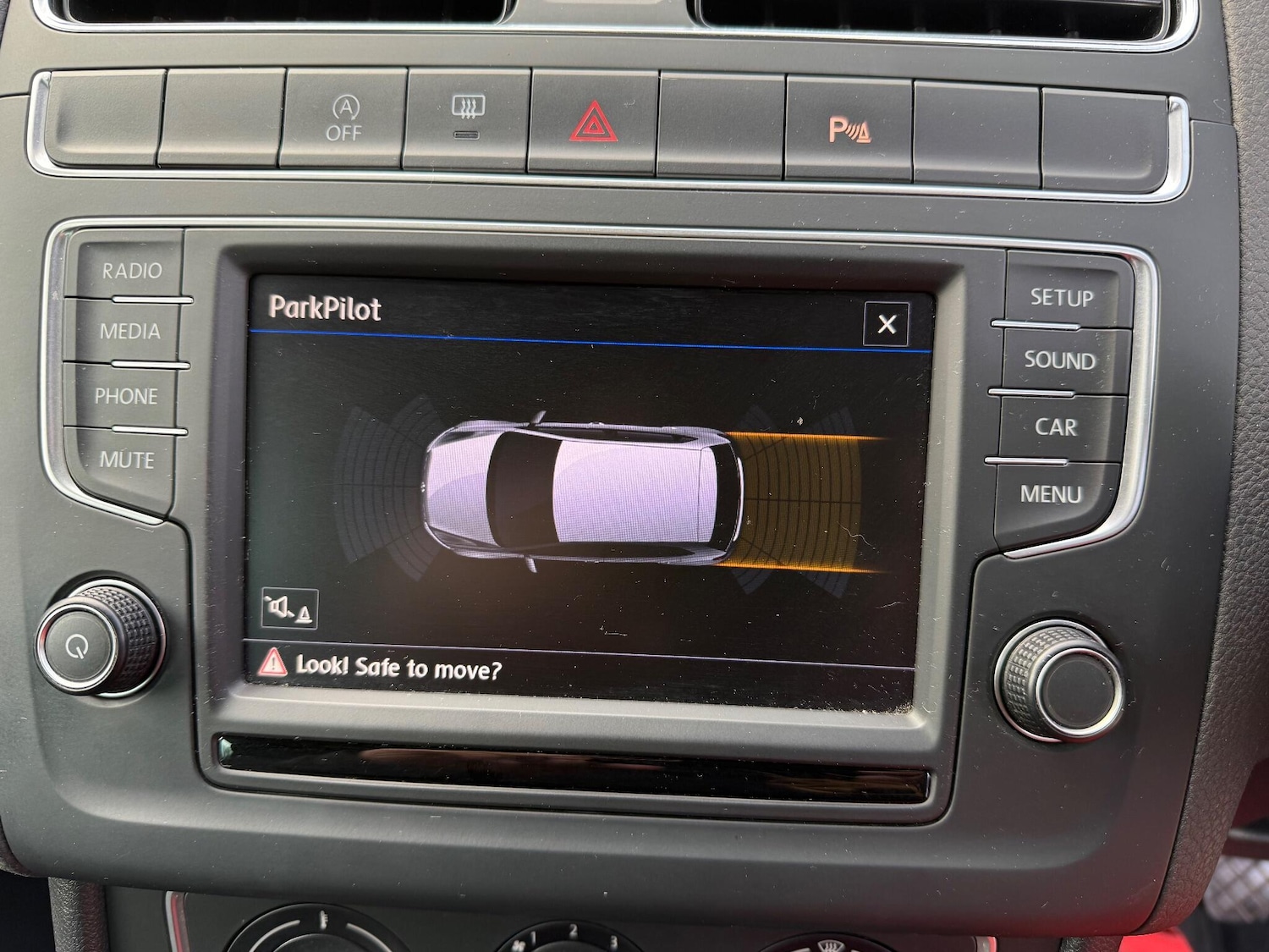 Used Volkswagen Polo 2016 for sale - 76990619: Photo 11