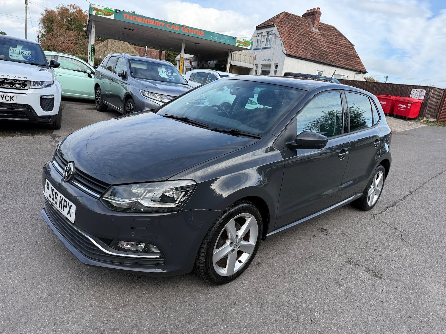 Used Volkswagen Polo 2016 for sale - 76990619: Photo 4