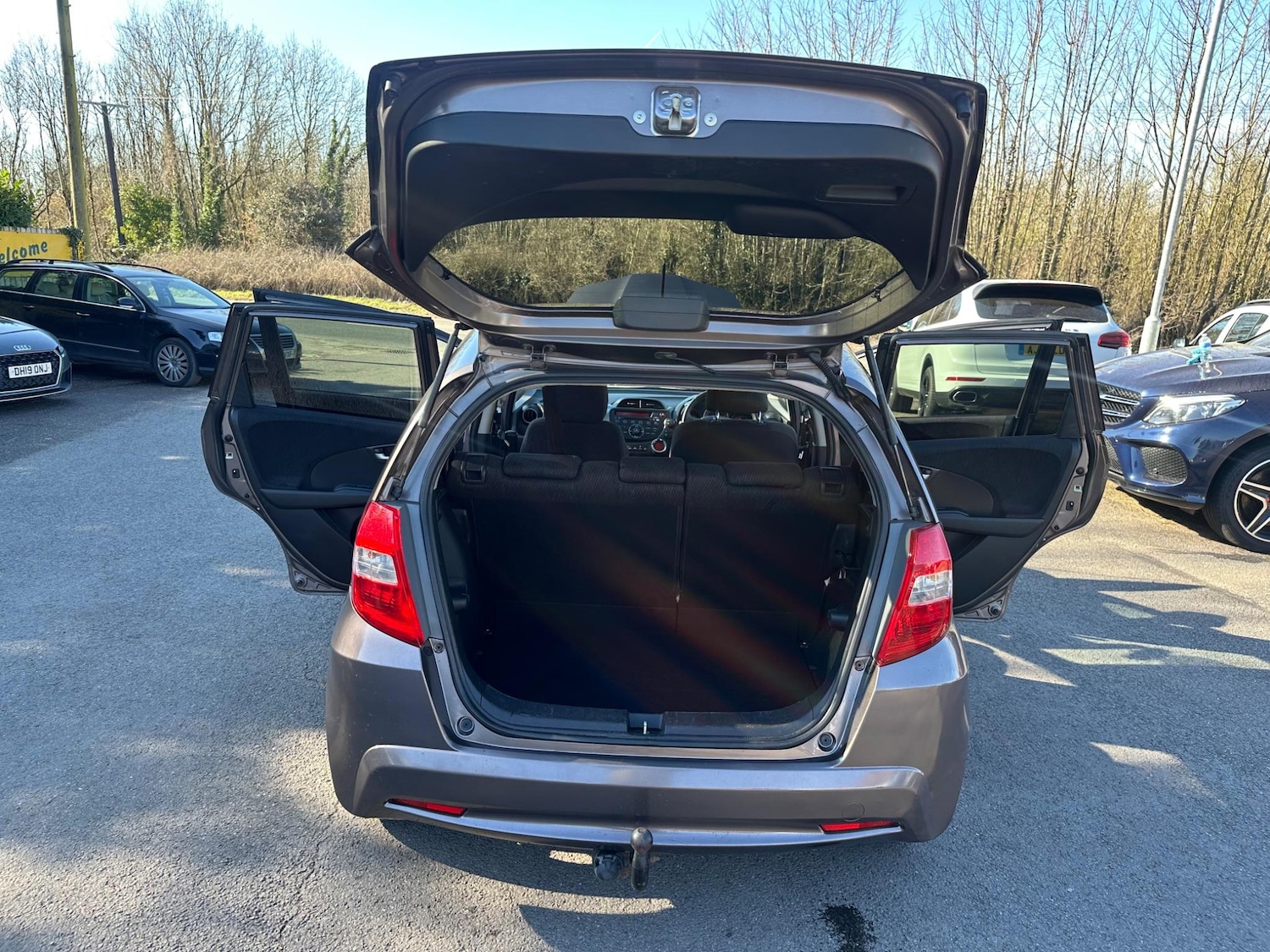Vehicle 27