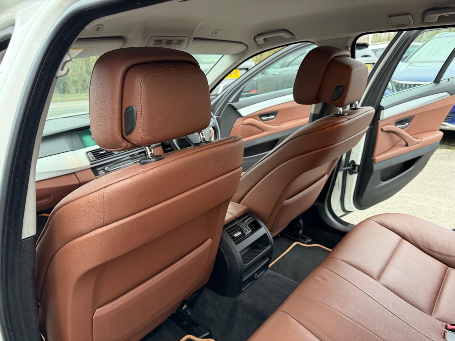 Used BMW 5 Series 2010 for sale - 77683123: Photo 27